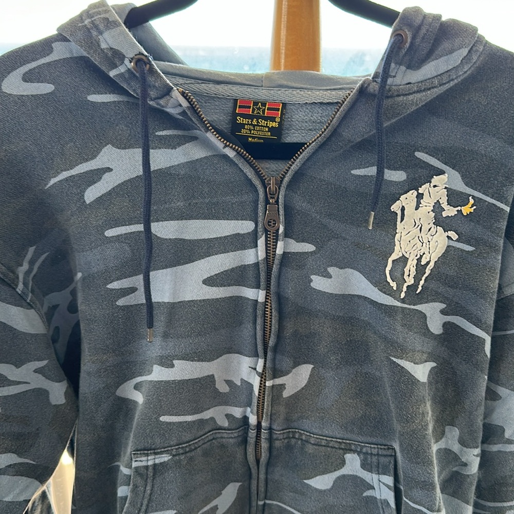 MENS UNISEX Zip-Up Hoodie with BLUISH AND GRAYISH Camouflage Pattern and Hood.
